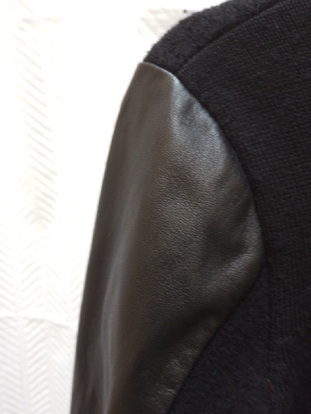 Ted Baker Black Knit Open Cardigan Wool & Leather Sleeves - Picture 5 of 7